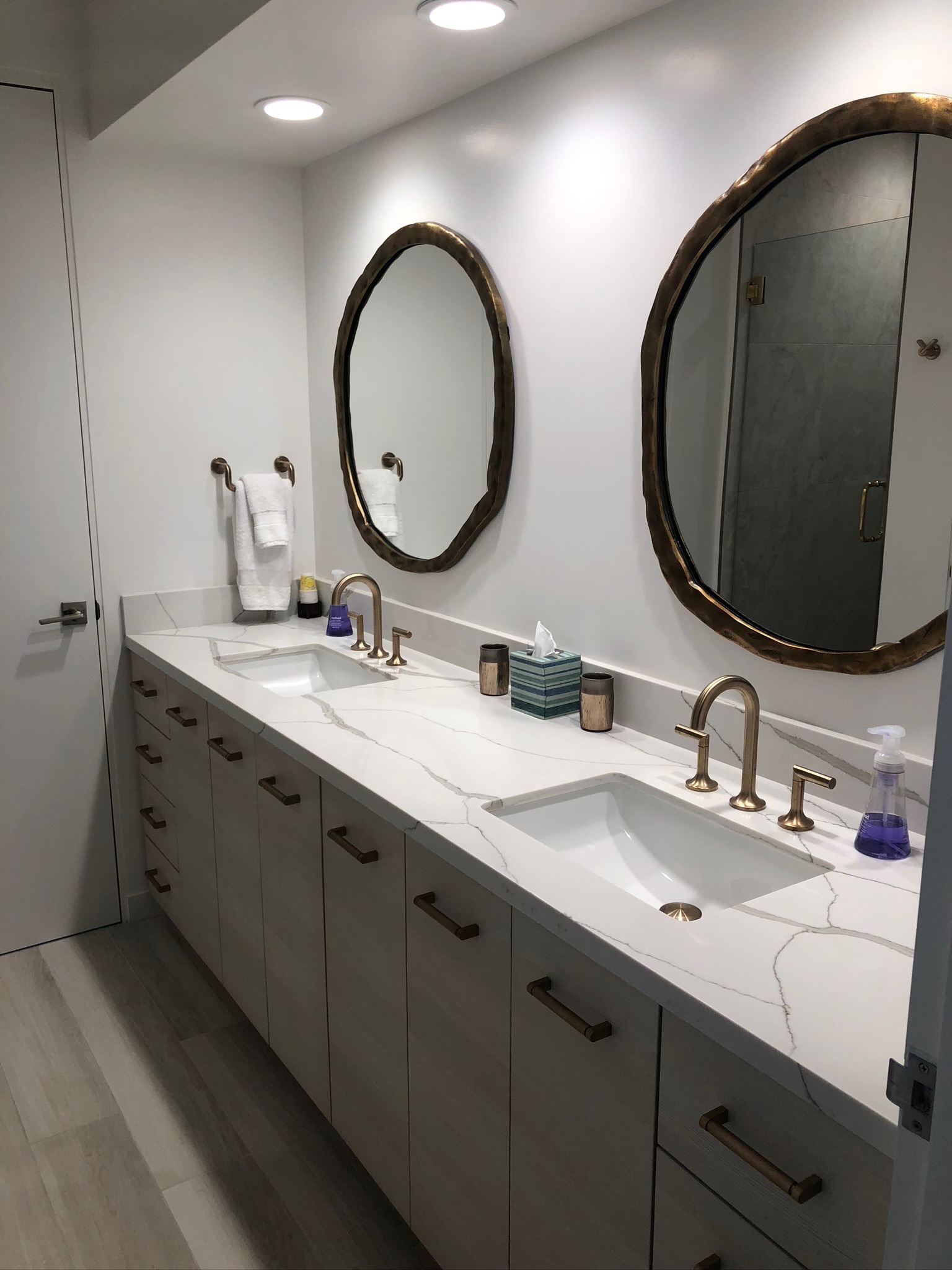 Custom flat-face slab his-and-hers vanity with quartz stone in Northridge